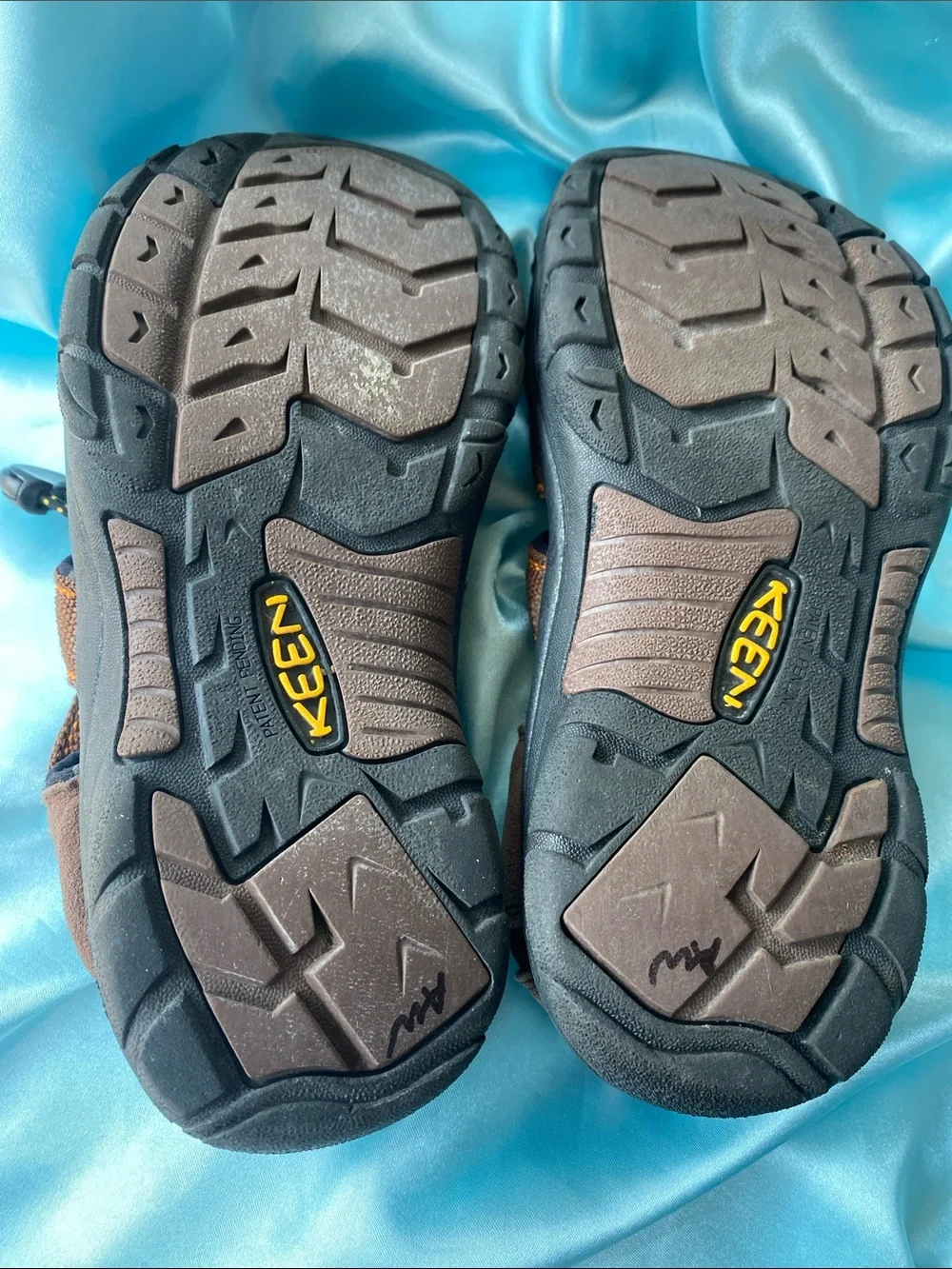 Keen Kids Brown Orange and Black Sport Sandals with Bungee Lacing